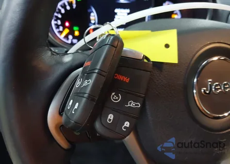 2018 Jeep Grand Cherokee Limited 4X4 из США, поврежденный, VIN 1C4RJFBG2JC331244